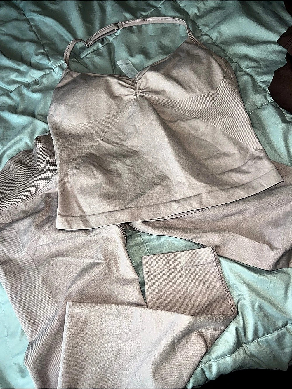 Cream workout Set Like New